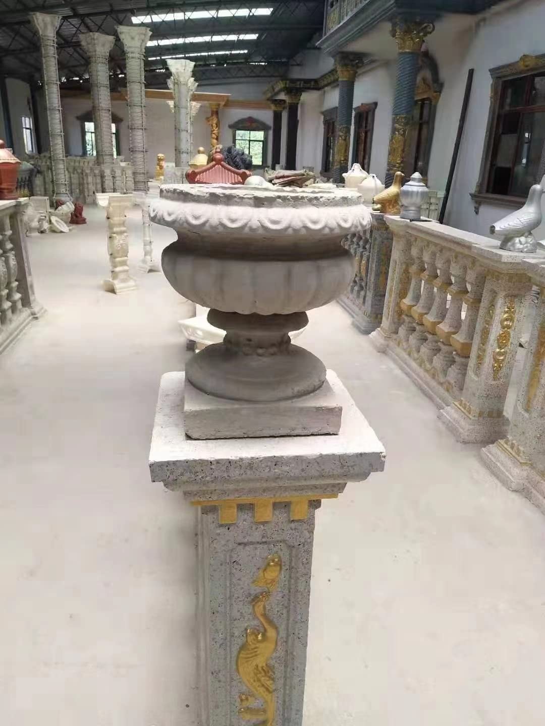 Reazone Molds ABS Diameter 50cm Plastic Precast Concrete Flower Pot Planter for Sale, White (RZF-01)