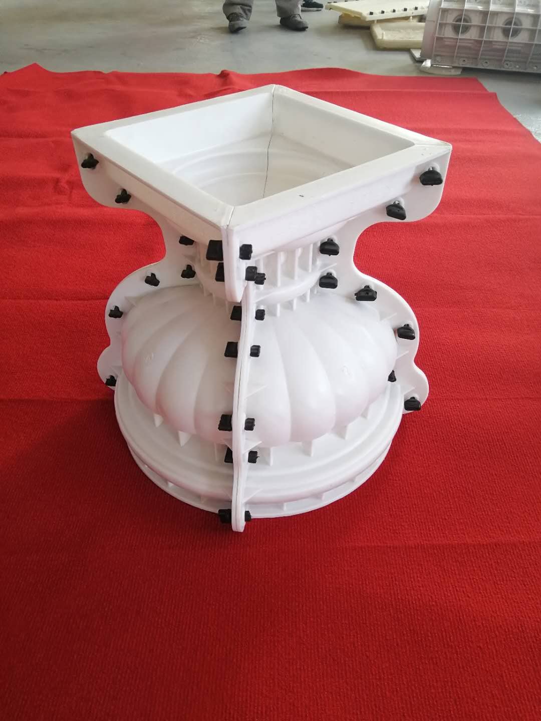 Reazone Molds ABS Diameter 45cm Plastic Precast Concrete Flower Pot Planter Molds for Sale, White, RZF-01