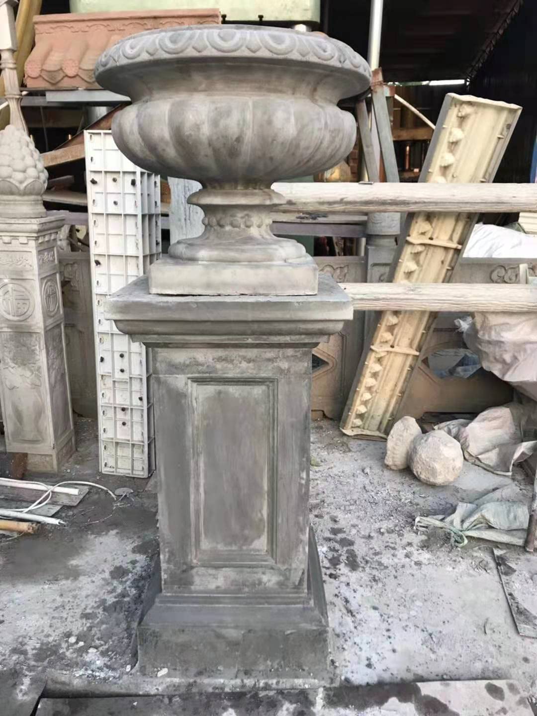 60cm 23.62in Reazone ABS Diameter Plastic Precast Concrete Flower Pot Planter Molds