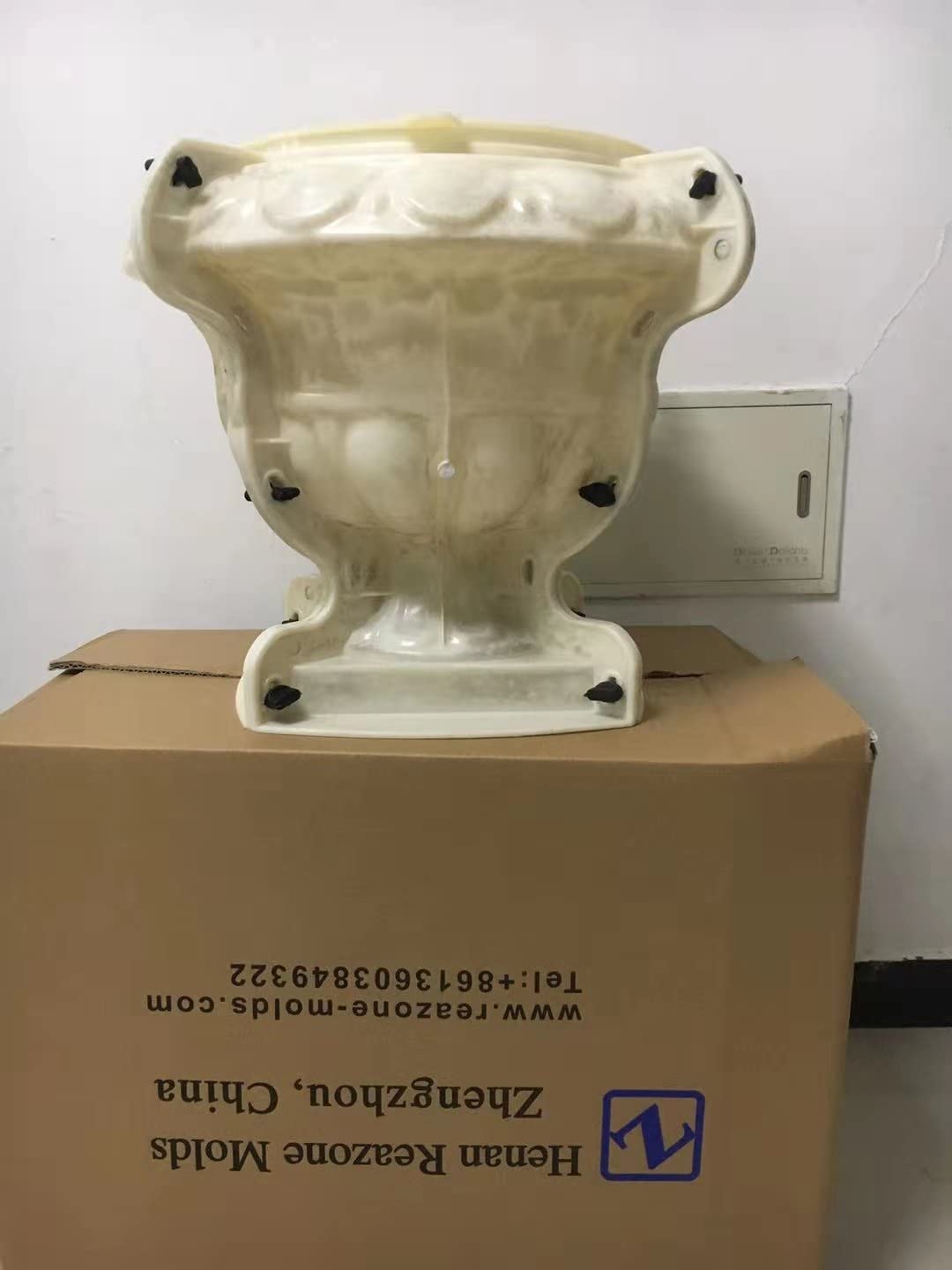 Exterior Garden Concrete Flower Pot Planter Plastic Molds