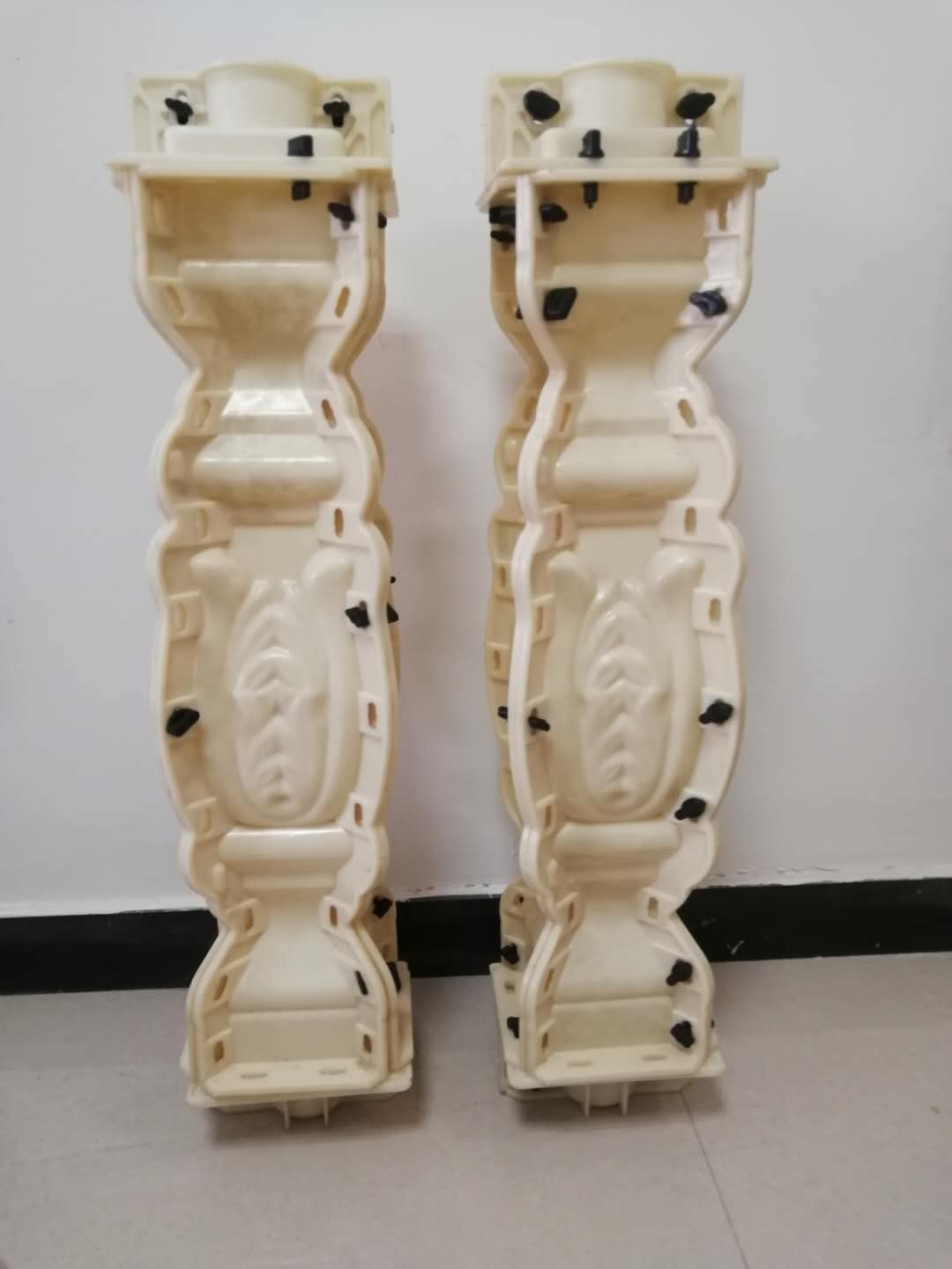 Height 70cm precast Plastic Decorative Square Flower Shape Concrete Baluster Mold for Sale