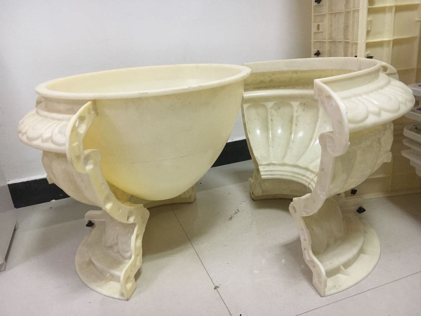 Reazone ABS Diameter 42cm Plastic Precast Concrete Flower Pot Planter Molds for Sale