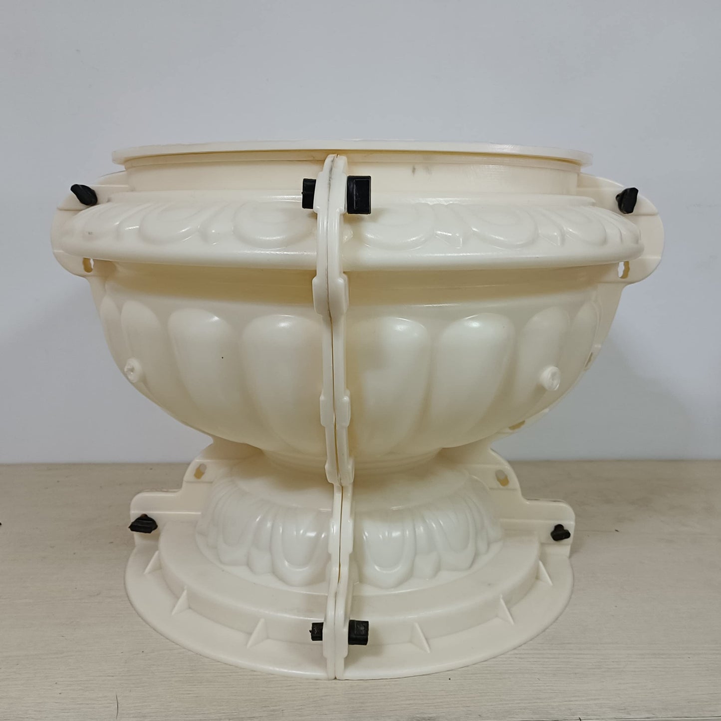 Reazone ABS Diameter 42cm Plastic Precast Concrete Flower Pot Planter Molds for Sale