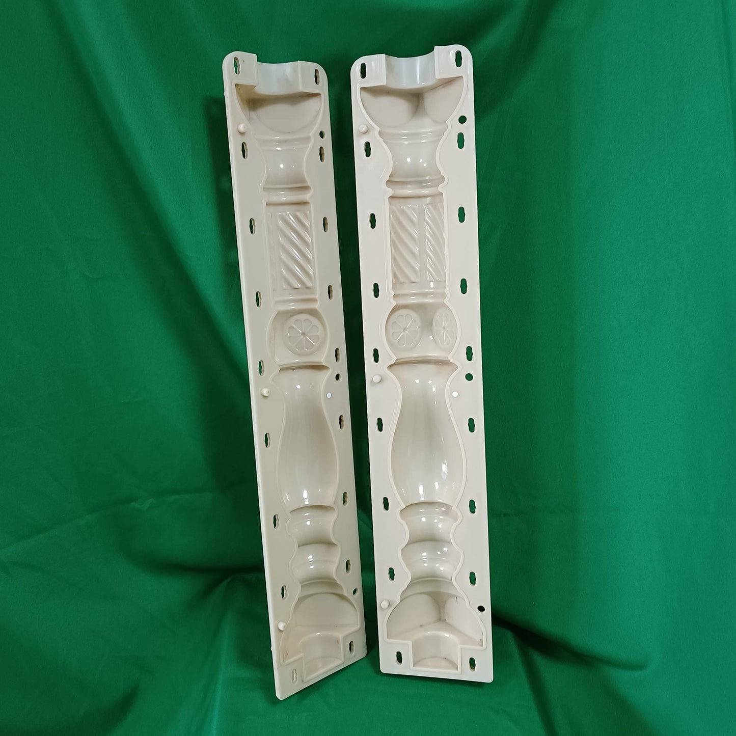 Reazone Molds Precast Garden Decorative Concrete handrail Mold for Sale 1 Buyer