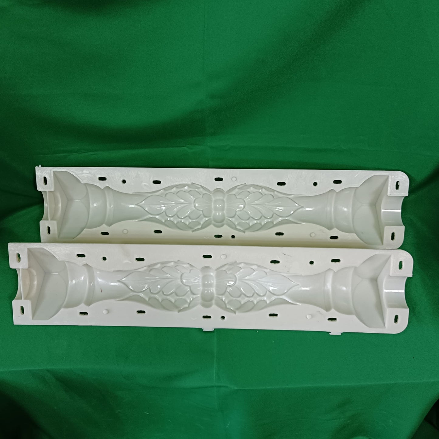Decorative Precast Concrete Fire Shape Fence Baluster Column Vase Rail Mold