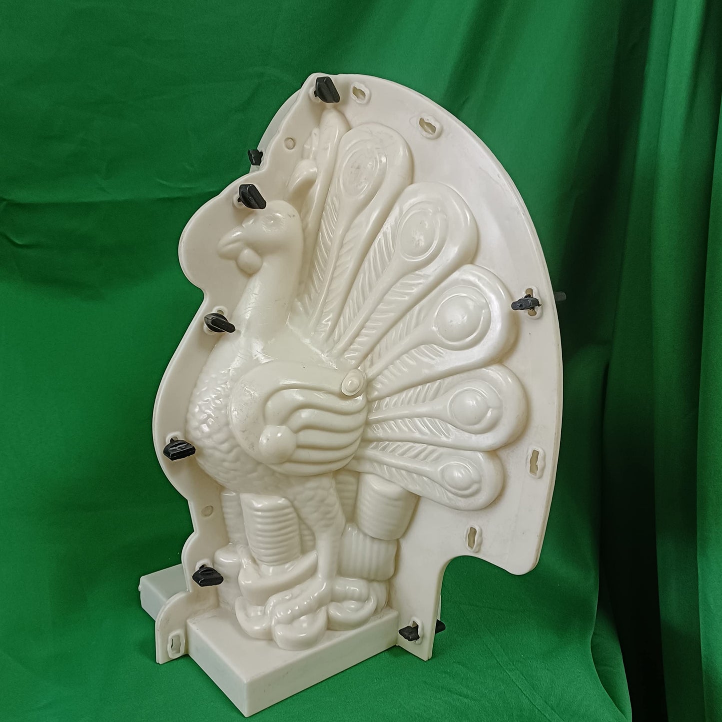 Precast Garden Decorative Concrete Animal Peacock Mold for Sale