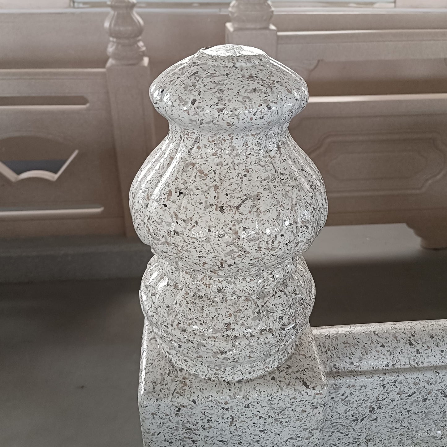 Reazone Molds ABS GRC Cute DIY Die Casting Interlock Fish Bird Peacock Cement Concrete Villa Home Balcony Gardening Animal Statue Round Ball